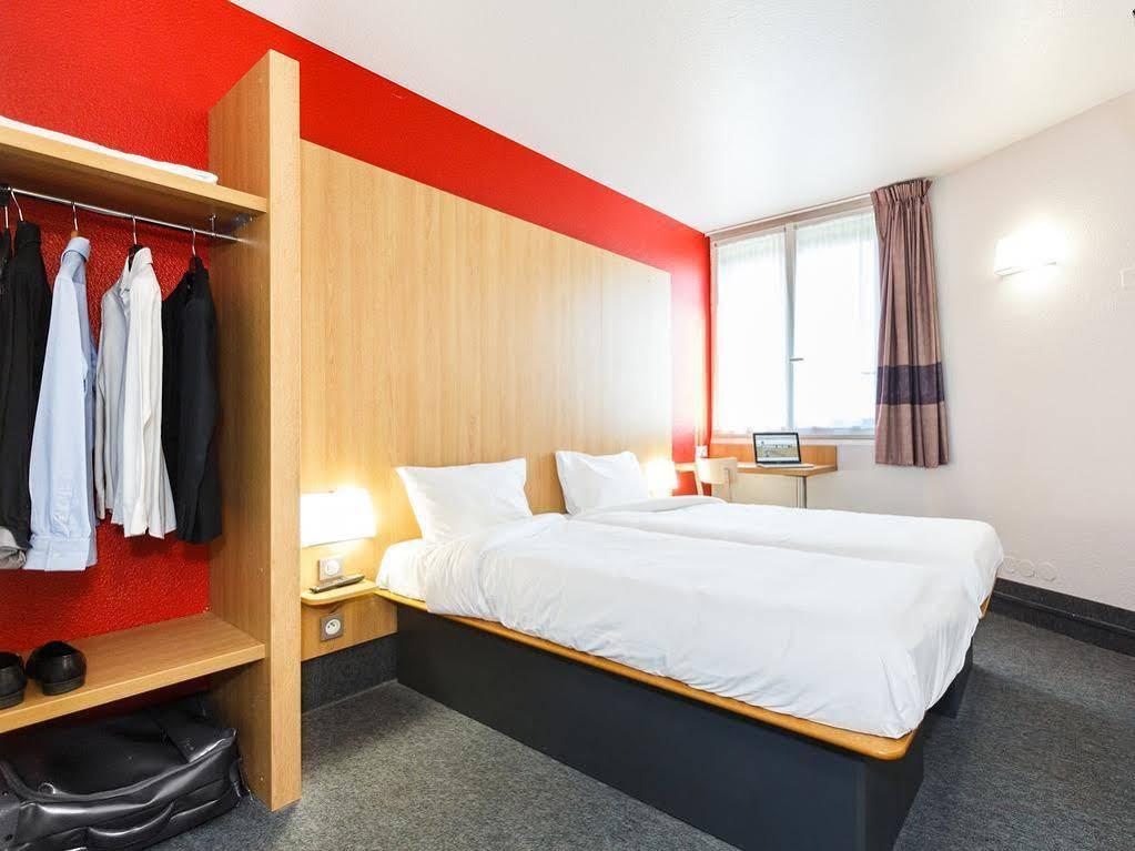 B&B Hotel Orly Rungis Aeroport 2 Etoiles Ngoại thất bức ảnh